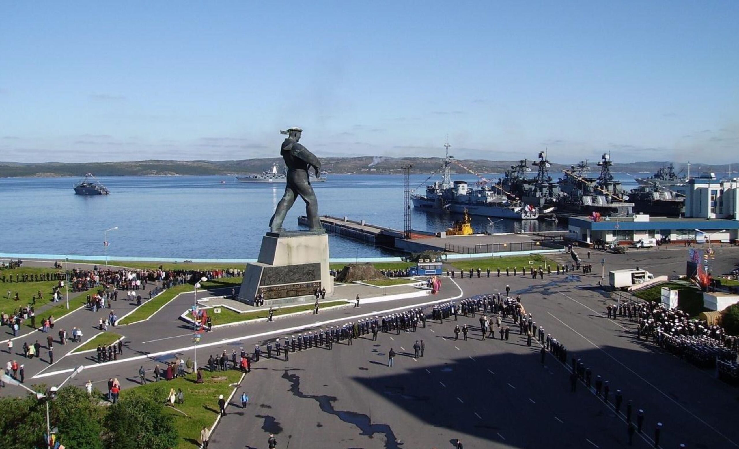 Monument-to-the-Heroes-of-Severomorsk-Attractions-in-Severomorsk-Russia